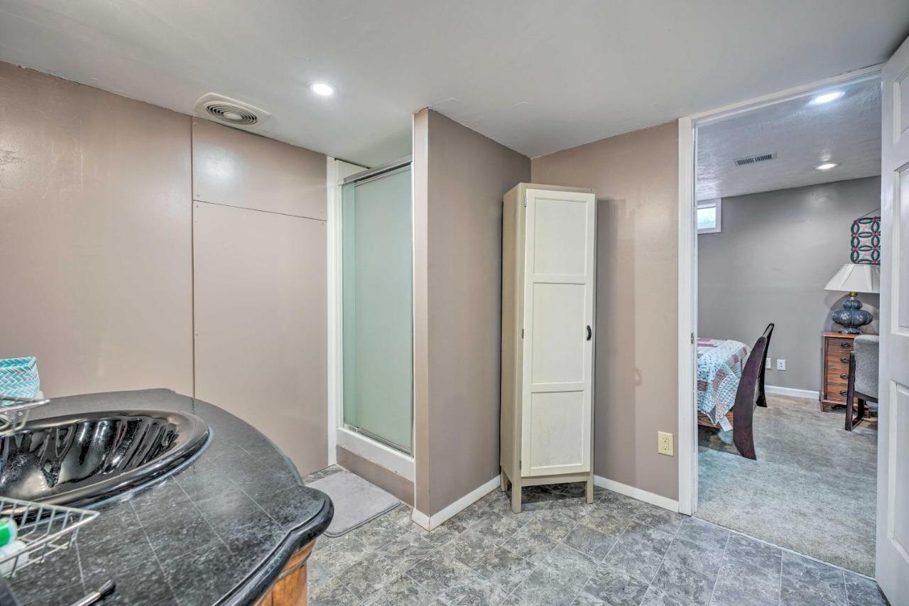 Lovely 3- Bedroom Apartment With Street Parking. Goshen Eksteriør billede