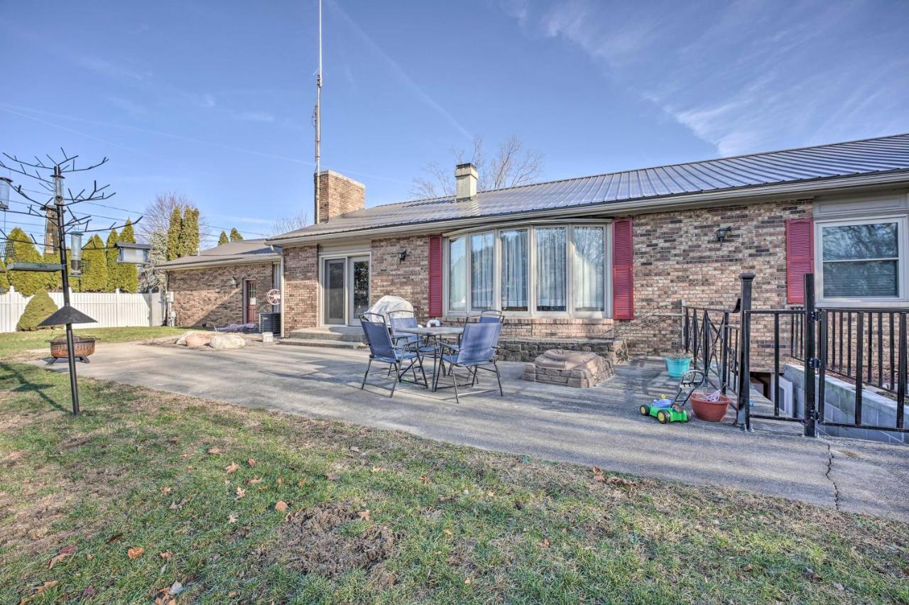 Lovely 3- Bedroom Apartment With Street Parking. Goshen Eksteriør billede